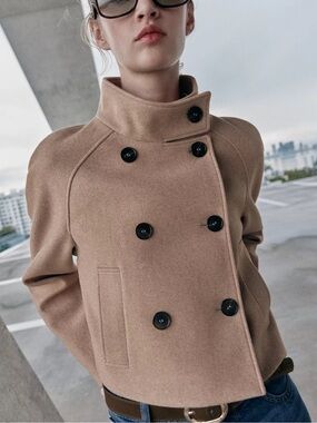 ZARA SHORT HIGH COLLAR JACKET